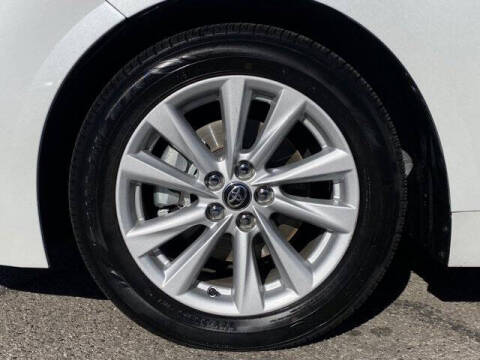 2024 Toyota Corolla Hatchback SE