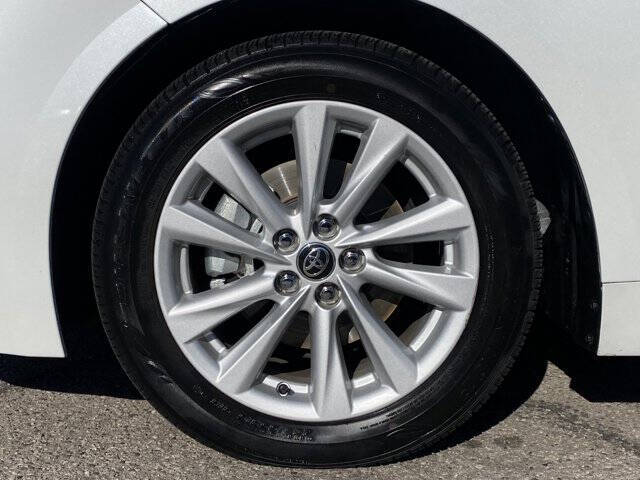 2024 Toyota Corolla Hatchback SE