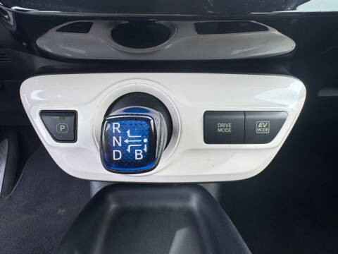 2016 Toyota Prius Two