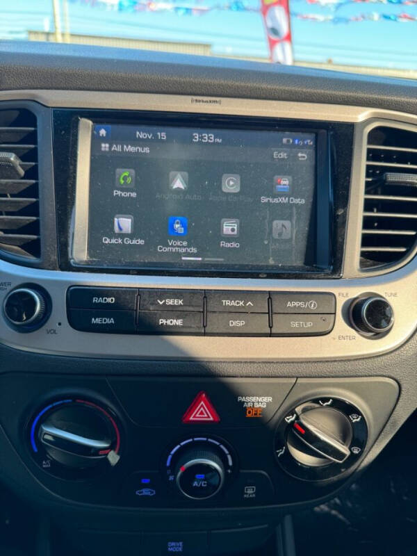 2019 Hyundai Accent SE