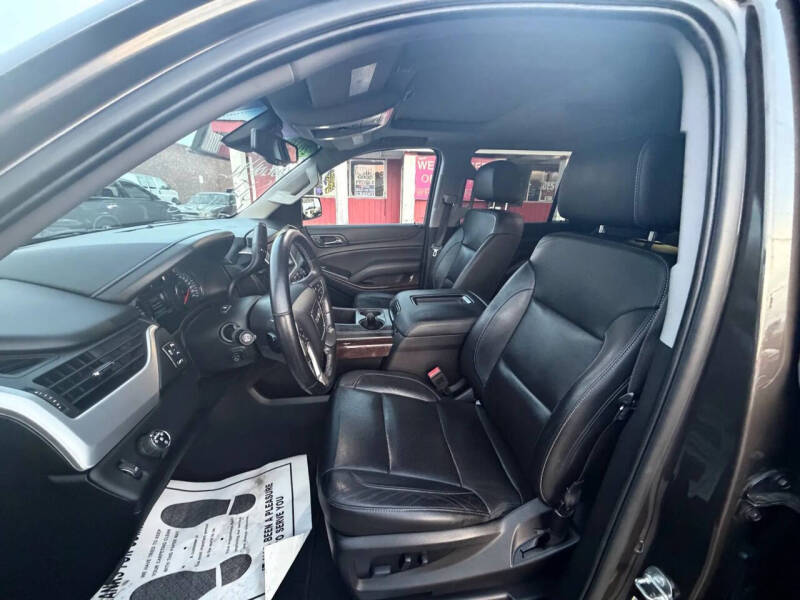 2019 GMC Yukon XL SLT