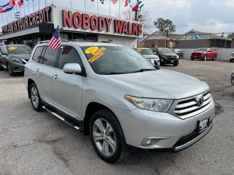 2013 Toyota Highlander for sale at Giant Auto Mart in Houston TX