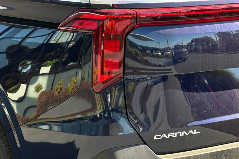 2026 Kia Carnival Hybrid EX