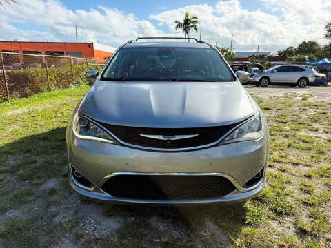 2017 Chrysler Pacifica Limited