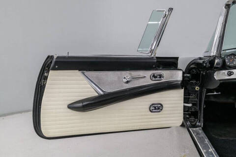 1956 Ford Thunderbird