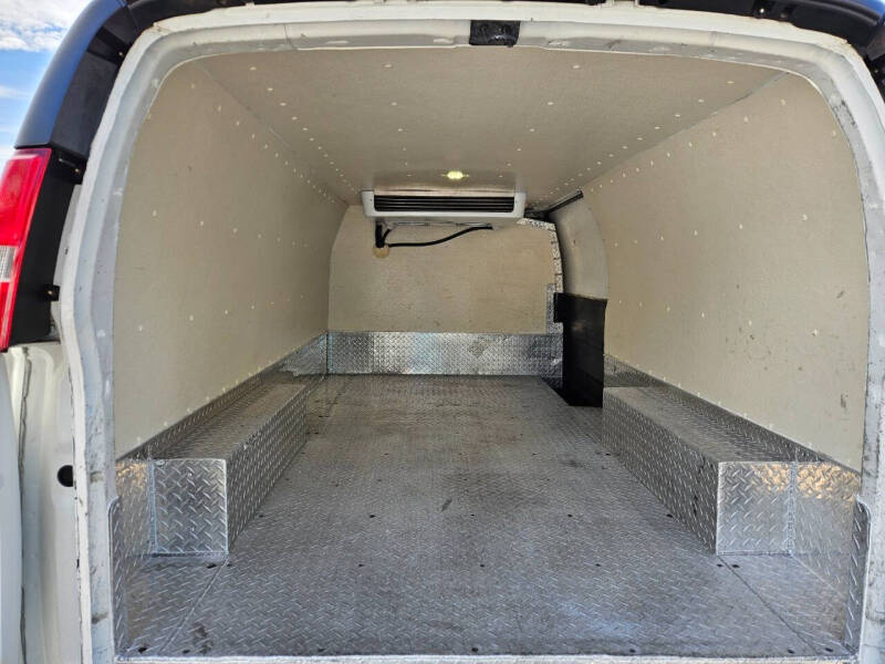 2017 GMC Savana 3500