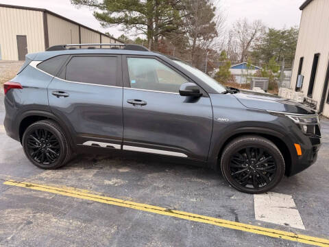 2022 Kia Seltos Nightfall