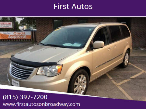 2016 Chrysler Town and Country for sale at First  Autos in Rockford IL