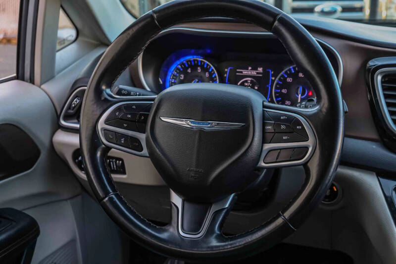2018 Chrysler Pacifica Touring L