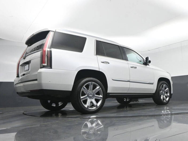 2020 Cadillac Escalade Premium Luxury