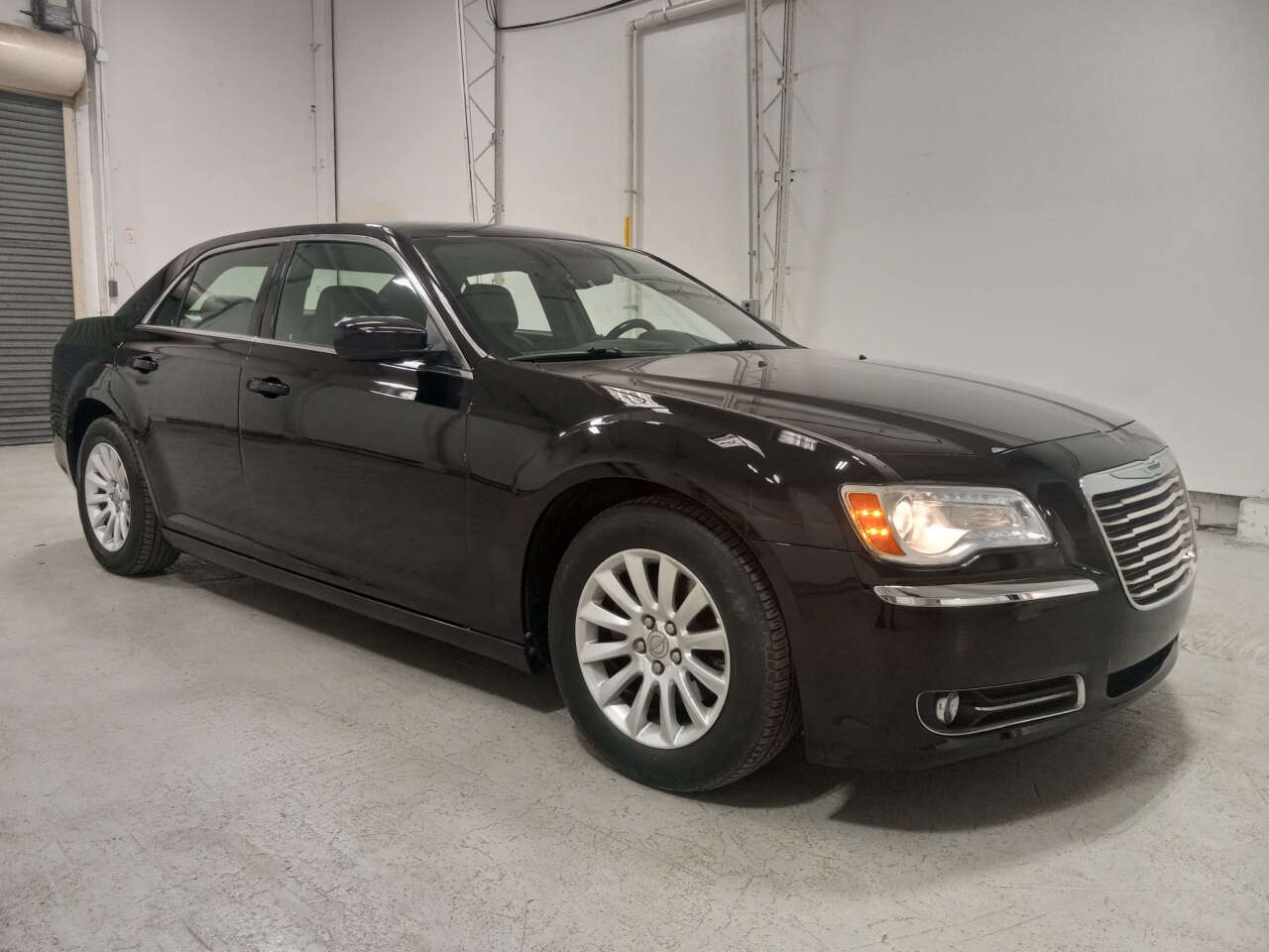 Extraordinary 2013 Chrysler 300 Photos Photos