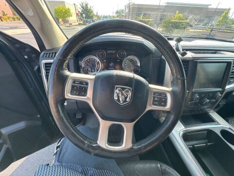 2016 RAM 1500 Laramie