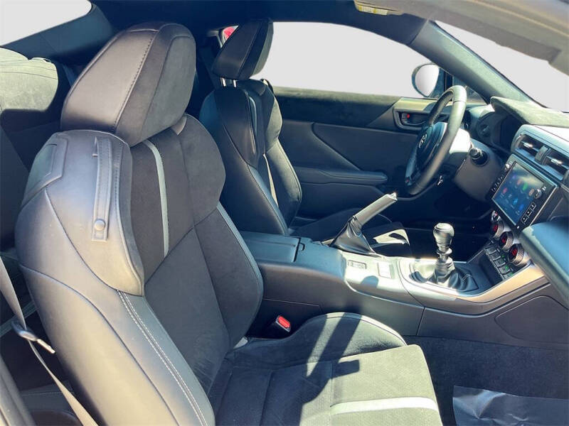 2024 Toyota GR86 Premium