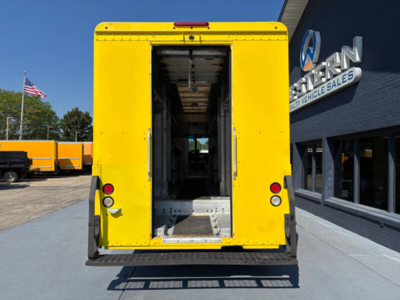 2017 Freightliner Step Van