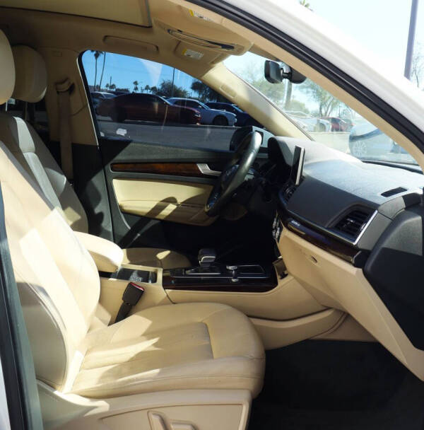 2019 Audi Q5 quattro Premium Plus 45 TFSI