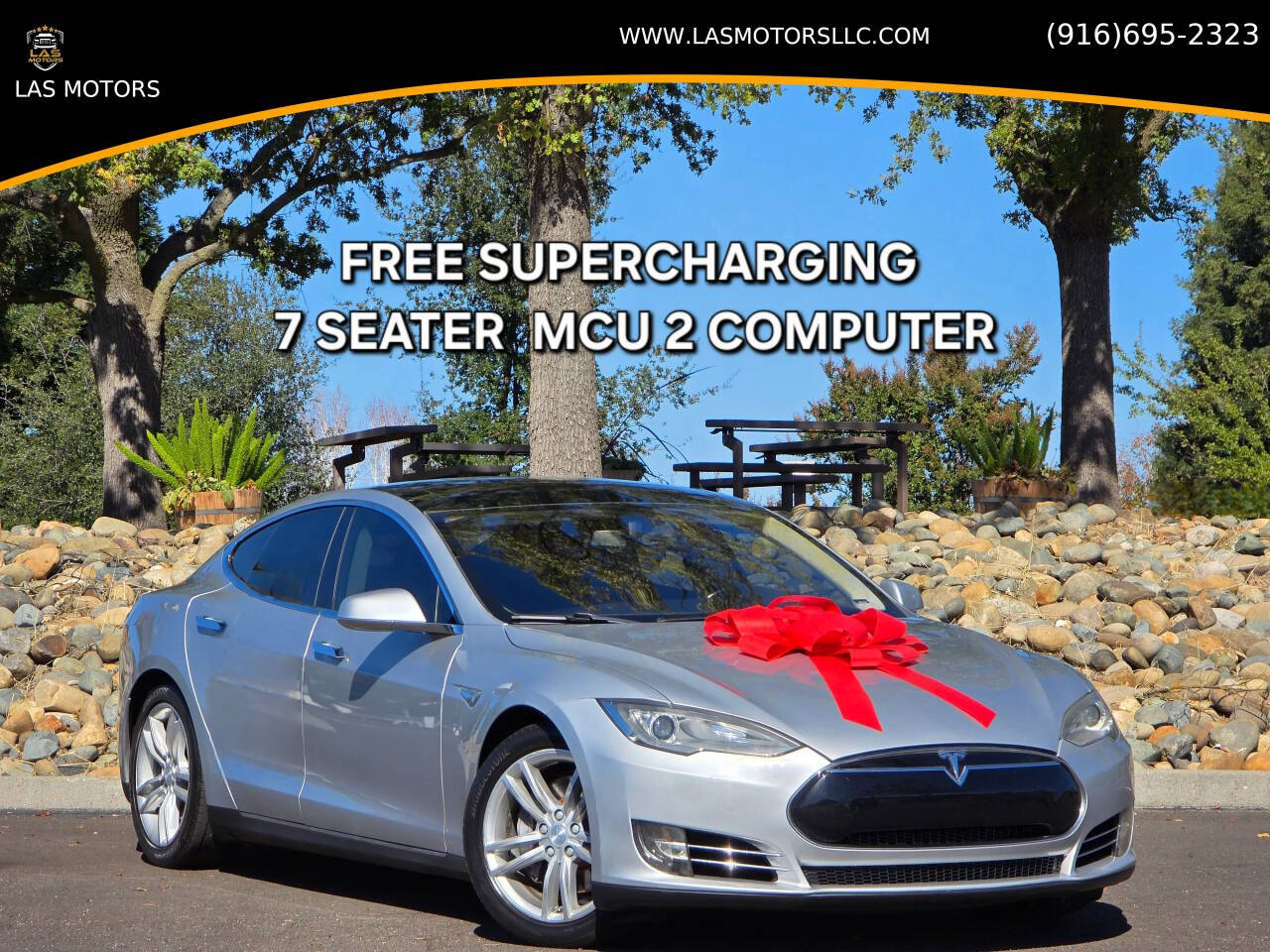 Silver 2013 Tesla Model S Base Base 4dr Liftback (85 kWh) 1