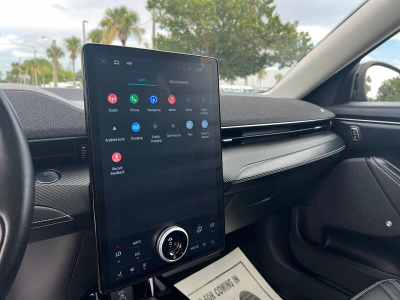 2022 Ford Mustang Mach-E Premium