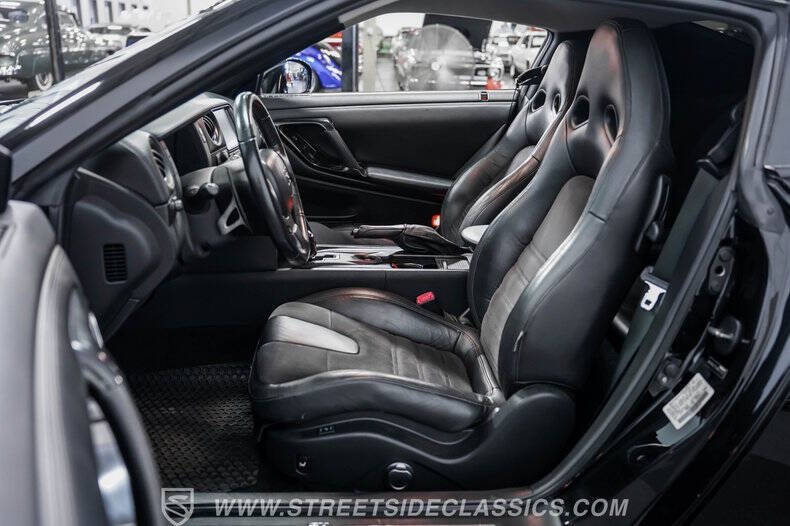2013 Nissan GT-R