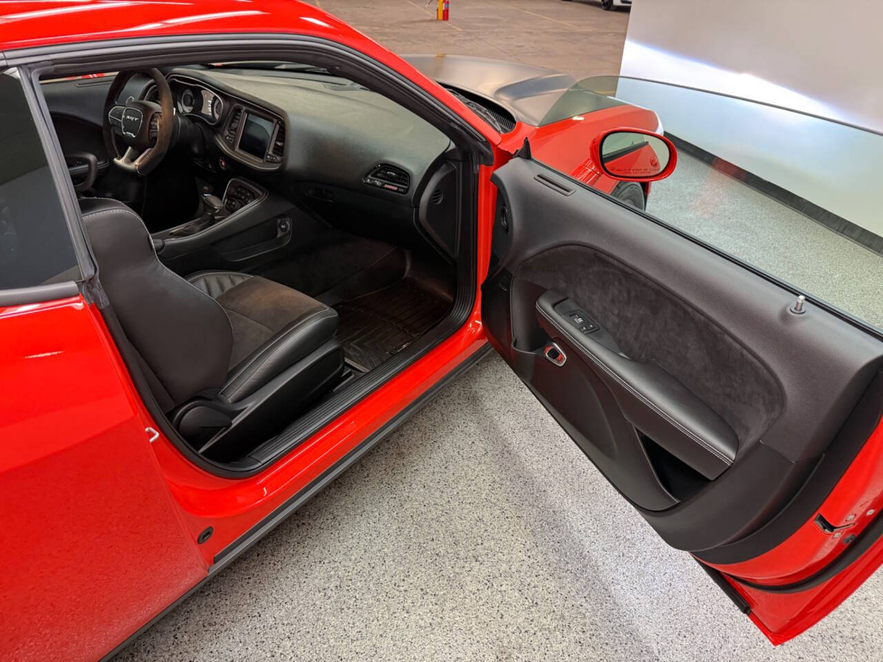 2018 Dodge Challenger 26