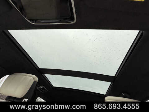 2021 Land Rover Range Rover P525 HSE Westminster Edition