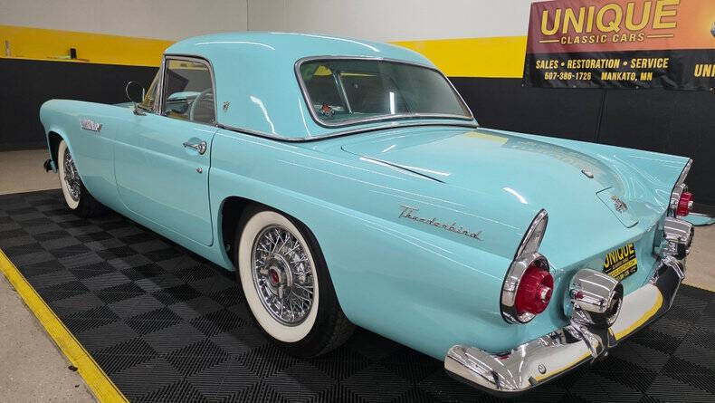 1955 Ford Thunderbird