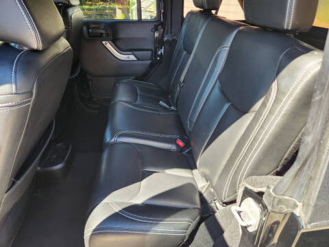 2013 Jeep Wrangler Unlimited Sahara