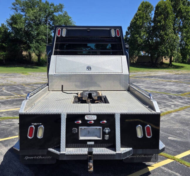 2007 Freightliner M2 106