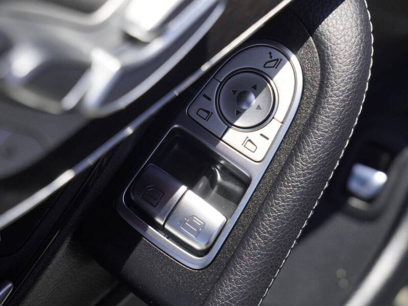 2021 Mercedes-Benz C-Class C 300