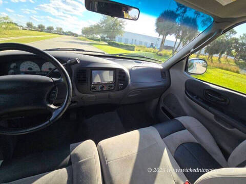 2002 Ford F-150 SVT Lightning