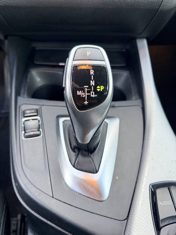 2017 BMW 2 Series 230i