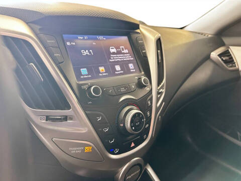 2017 Hyundai Veloster