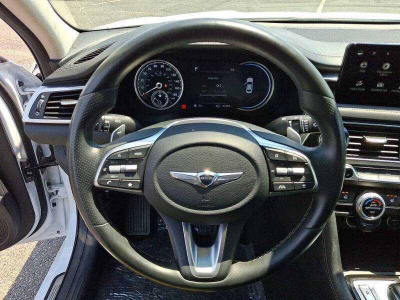 2023 Genesis G70