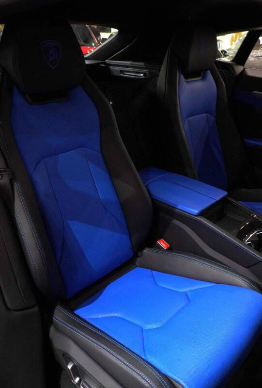 2020 Lamborghini Urus