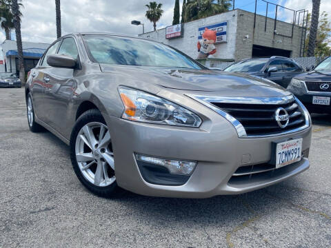 2013 Nissan Altima for sale at Galaxy of Cars in North Hills CA
