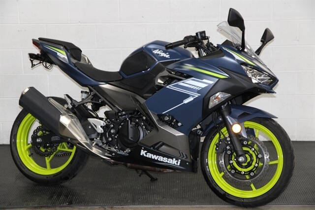 2022 Kawasaki Ninja 400