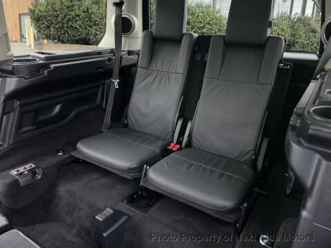 2016 Land Rover LR4 HSE LUX