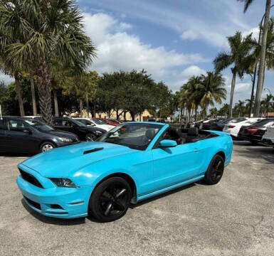 2014 Ford Mustang V6