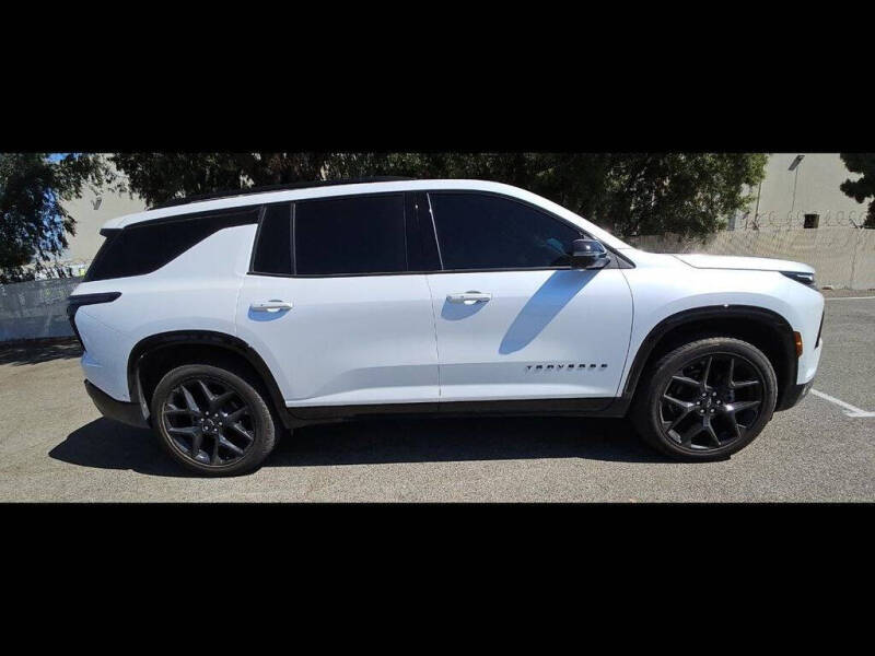 2024 Chevrolet Traverse RS