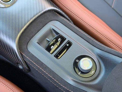 2024 Maserati MC20 Cielo