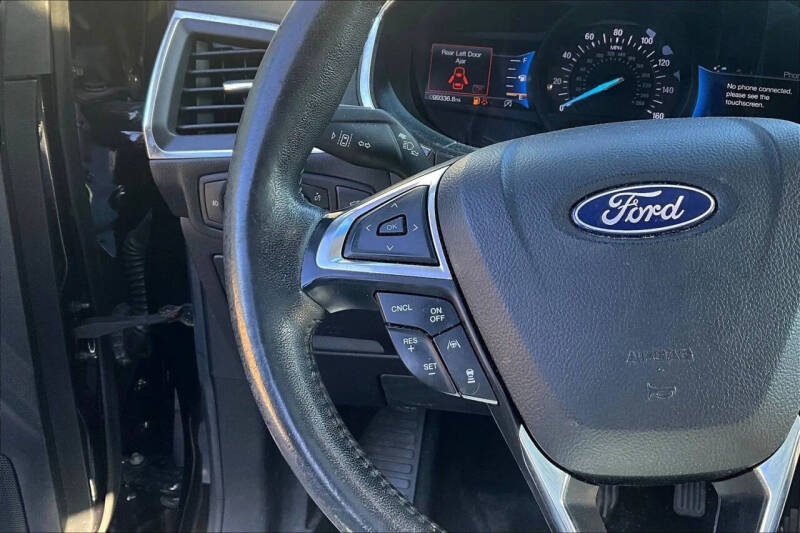 2021 Ford Edge Titanium