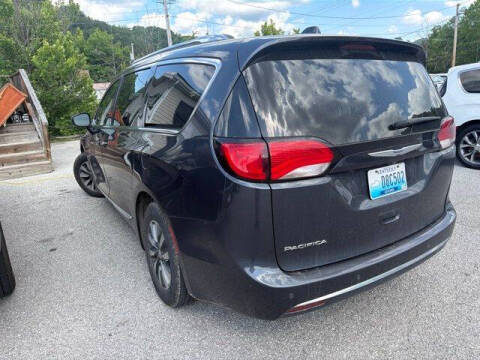 2020 Chrysler Pacifica Touring L Plus