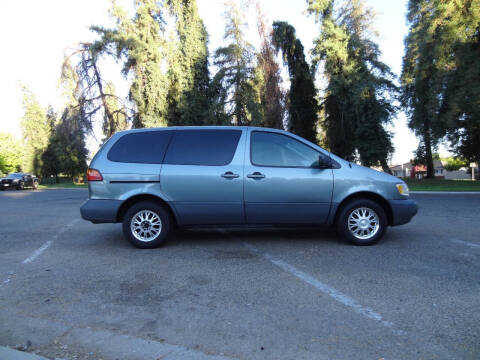 2000 Toyota Sienna CE