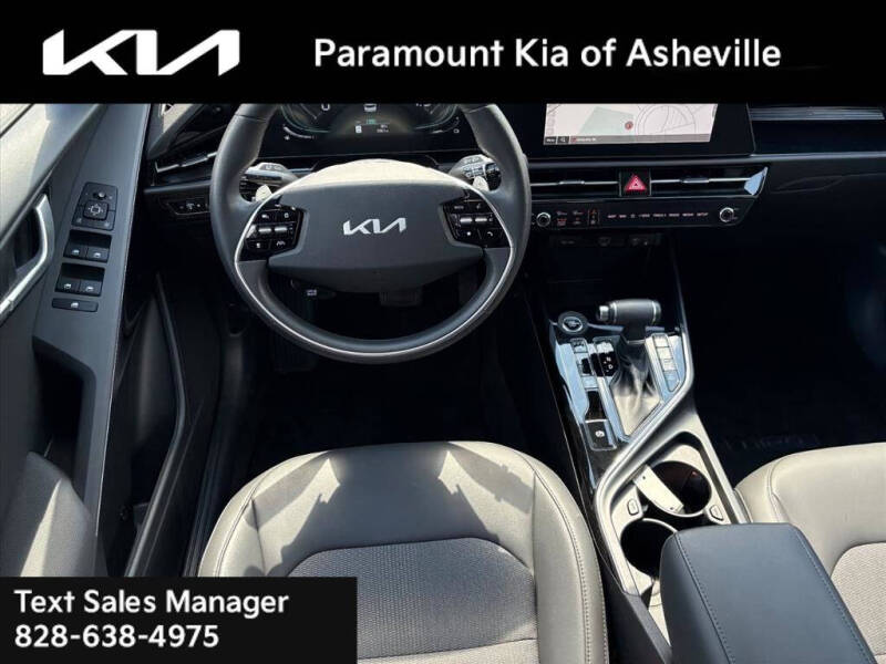 2025 Kia Niro EX
