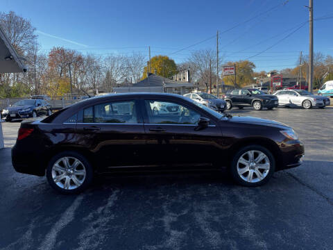 2013 Chrysler 200 LX