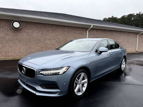 2017 Volvo S90 T5 Momentum