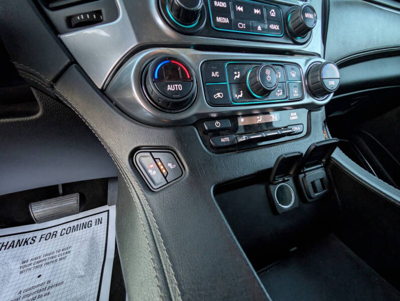 2017 Chevrolet Suburban LT