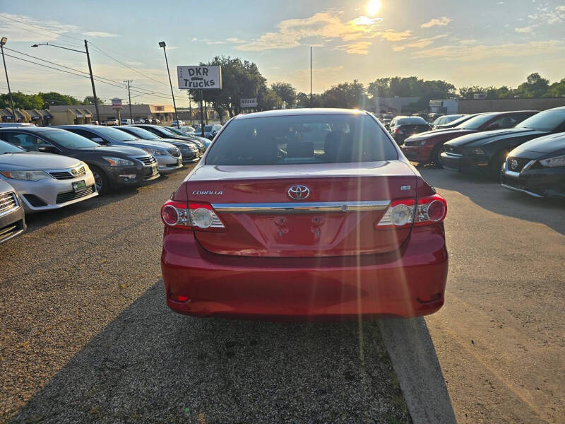 2013 Toyota Corolla LE