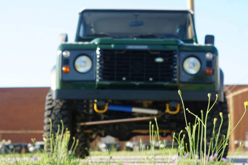 2000 Land Rover Defender