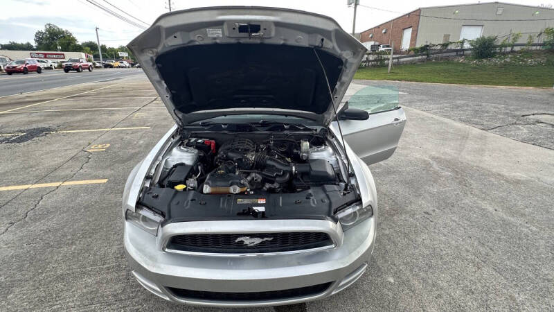 2014 Ford Mustang V6
