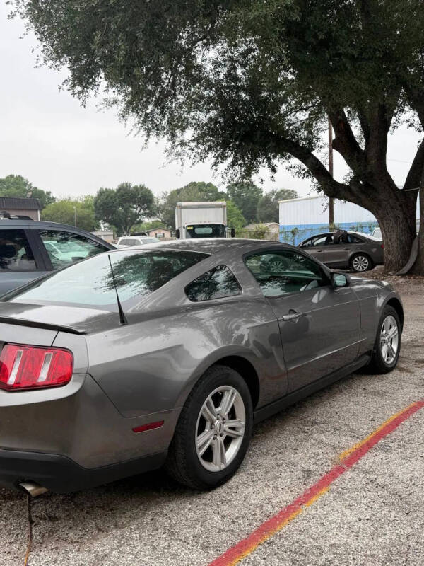 2010 Ford Mustang